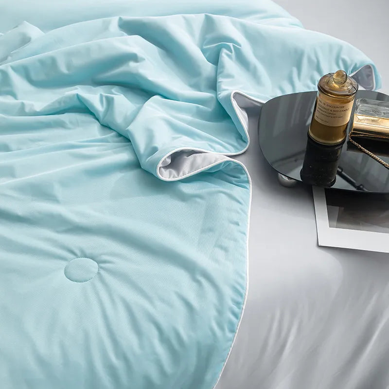 FreeSpirit™ Cooling Blankets Smooth Comforter